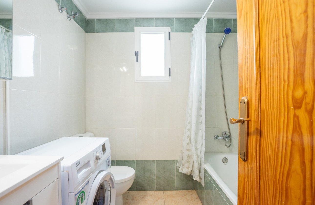 Resale - Apartment -
Torrevieja - Costa Blanca