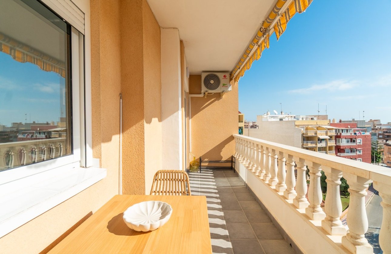 Resale - Apartment -
Torrevieja - Costa Blanca