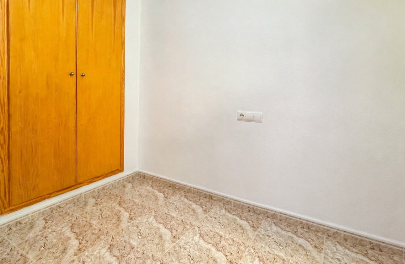 Resale - Apartment -
Torrevieja - Costa Blanca