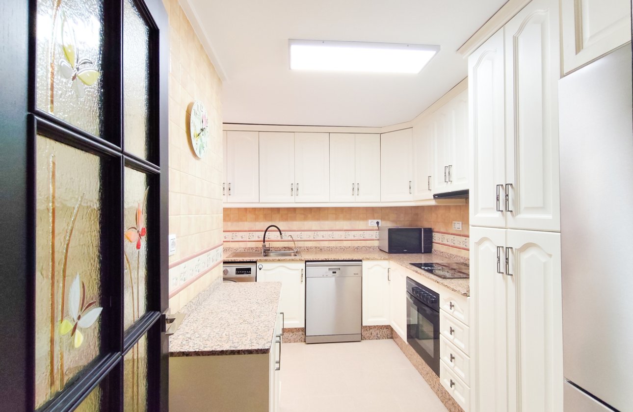 Resale - Apartment -
Torrevieja - Costa Blanca