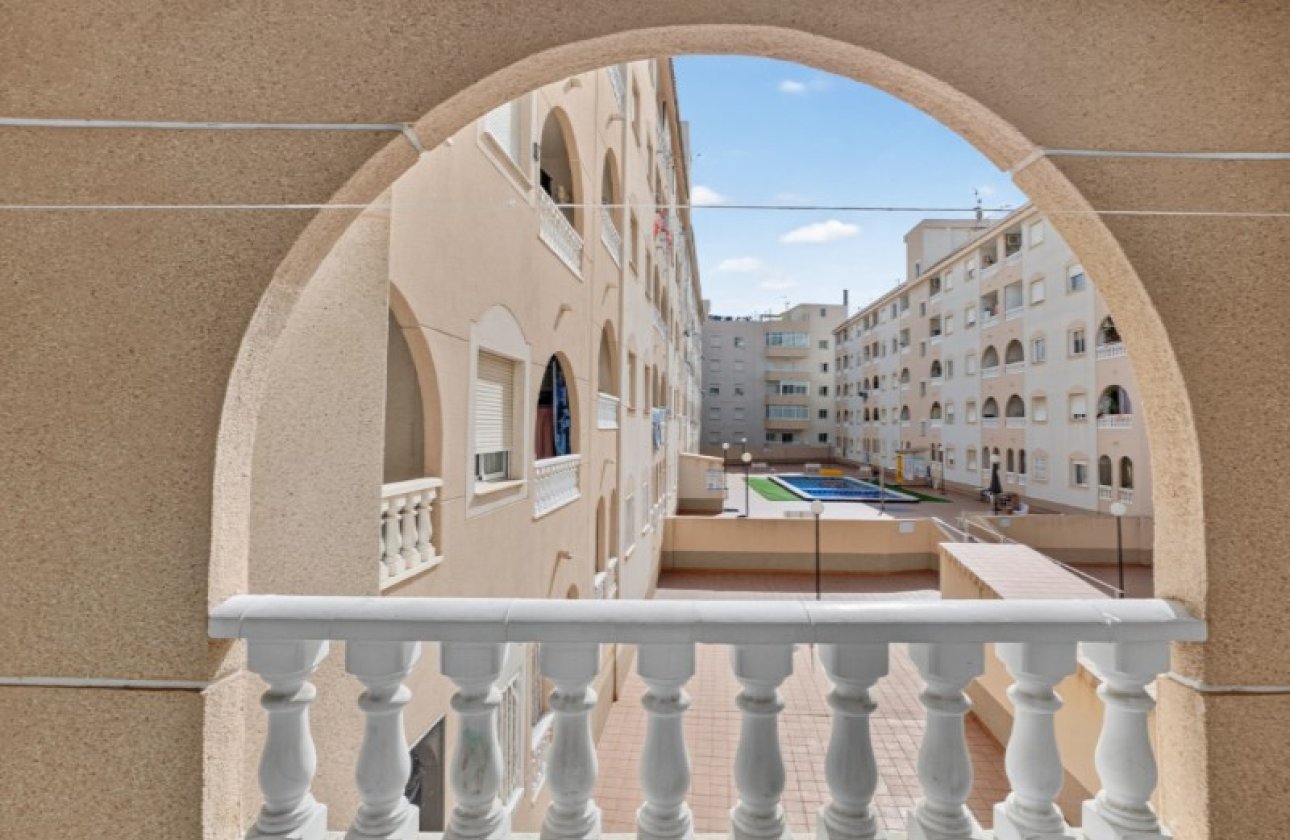 Resale - Apartment -
Torrevieja - Costa Blanca