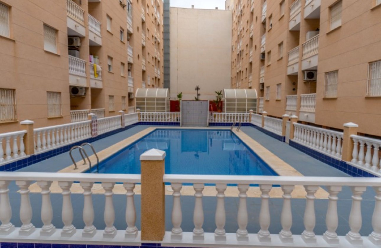Resale - Apartment -
Torrevieja - Costa Blanca
