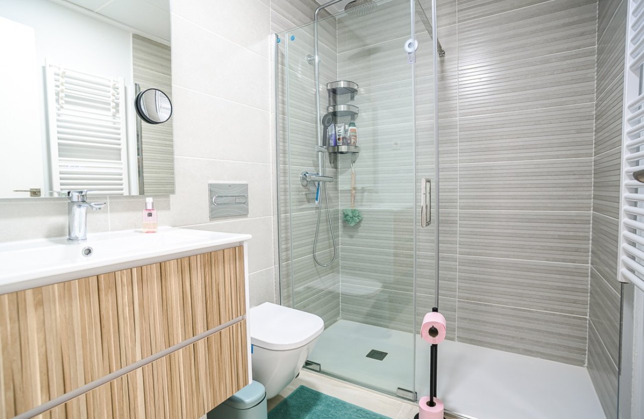 Resale - Apartment -
Torrevieja - Costa Blanca