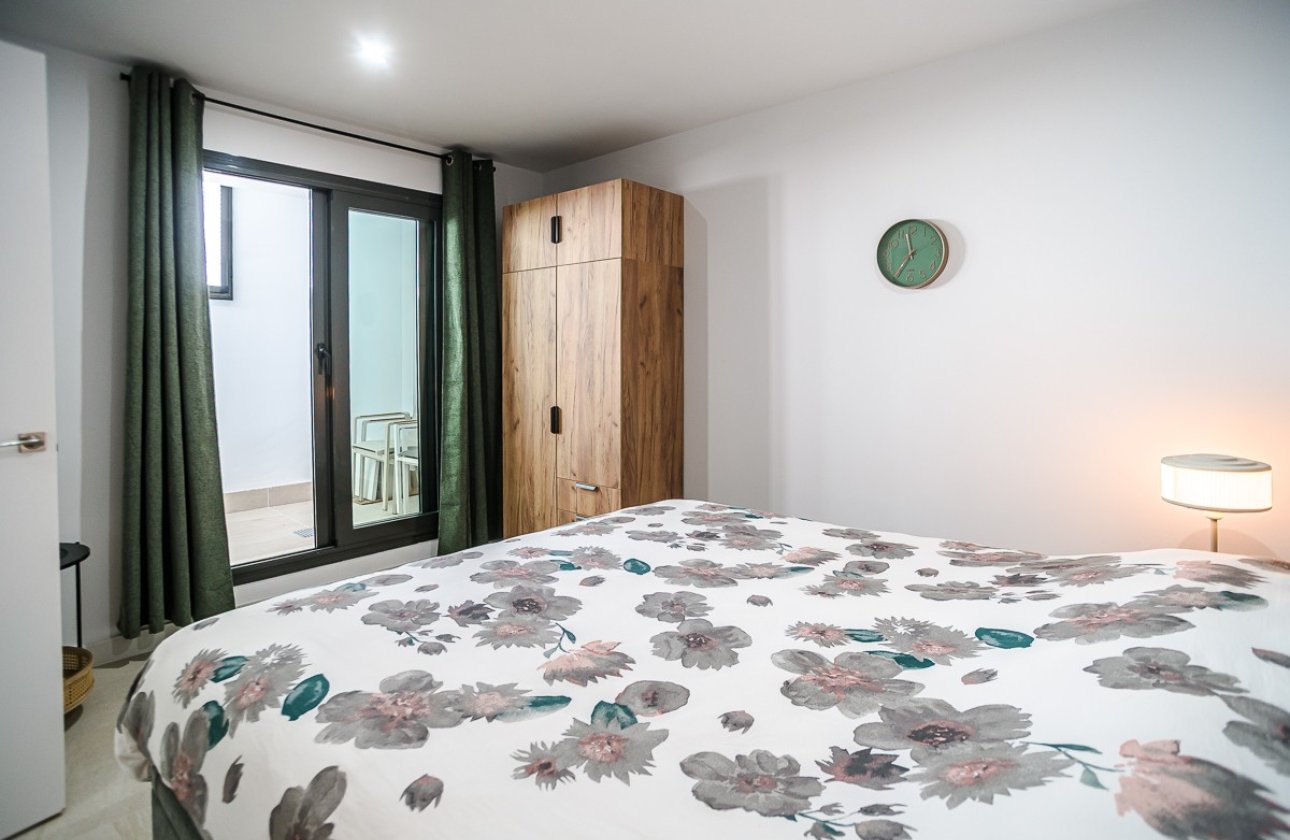 Resale - Apartment -
Torrevieja - Costa Blanca