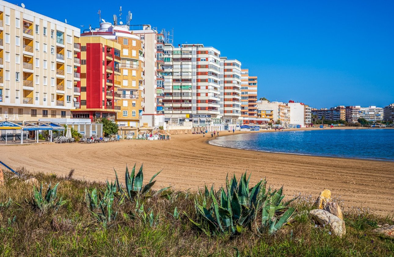 Resale - Apartment -
Torrevieja - Costa Blanca