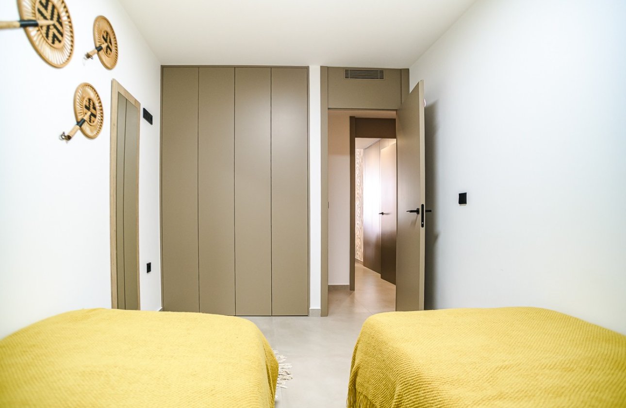 Resale - Apartment -
Torrevieja - Costa Blanca