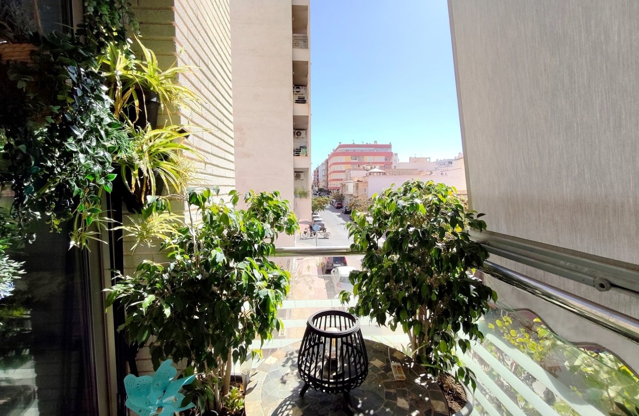 Resale - Apartment -
Torrevieja - Costa Blanca