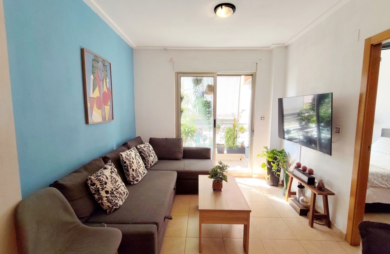 Resale - Apartment -
Torrevieja - Costa Blanca
