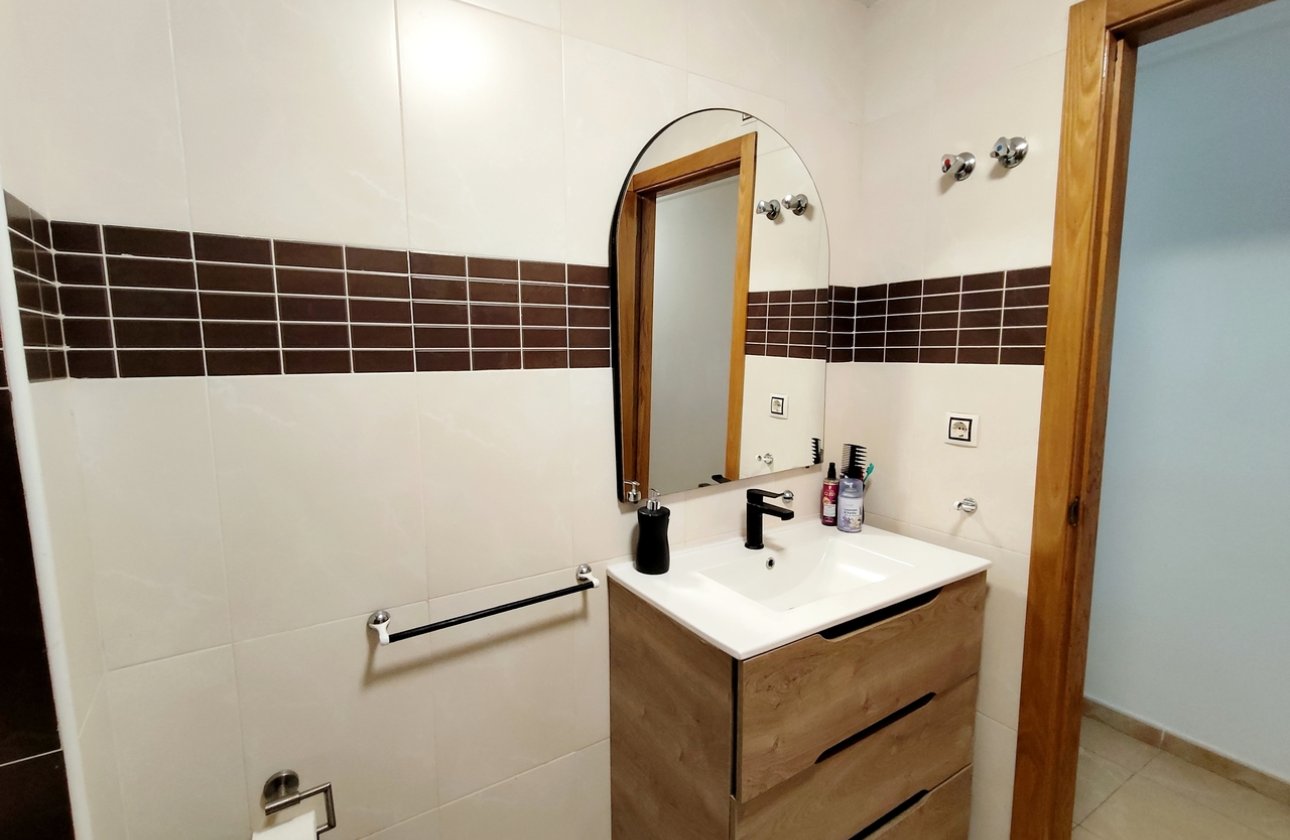 Resale - Apartment -
Torrevieja - Costa Blanca