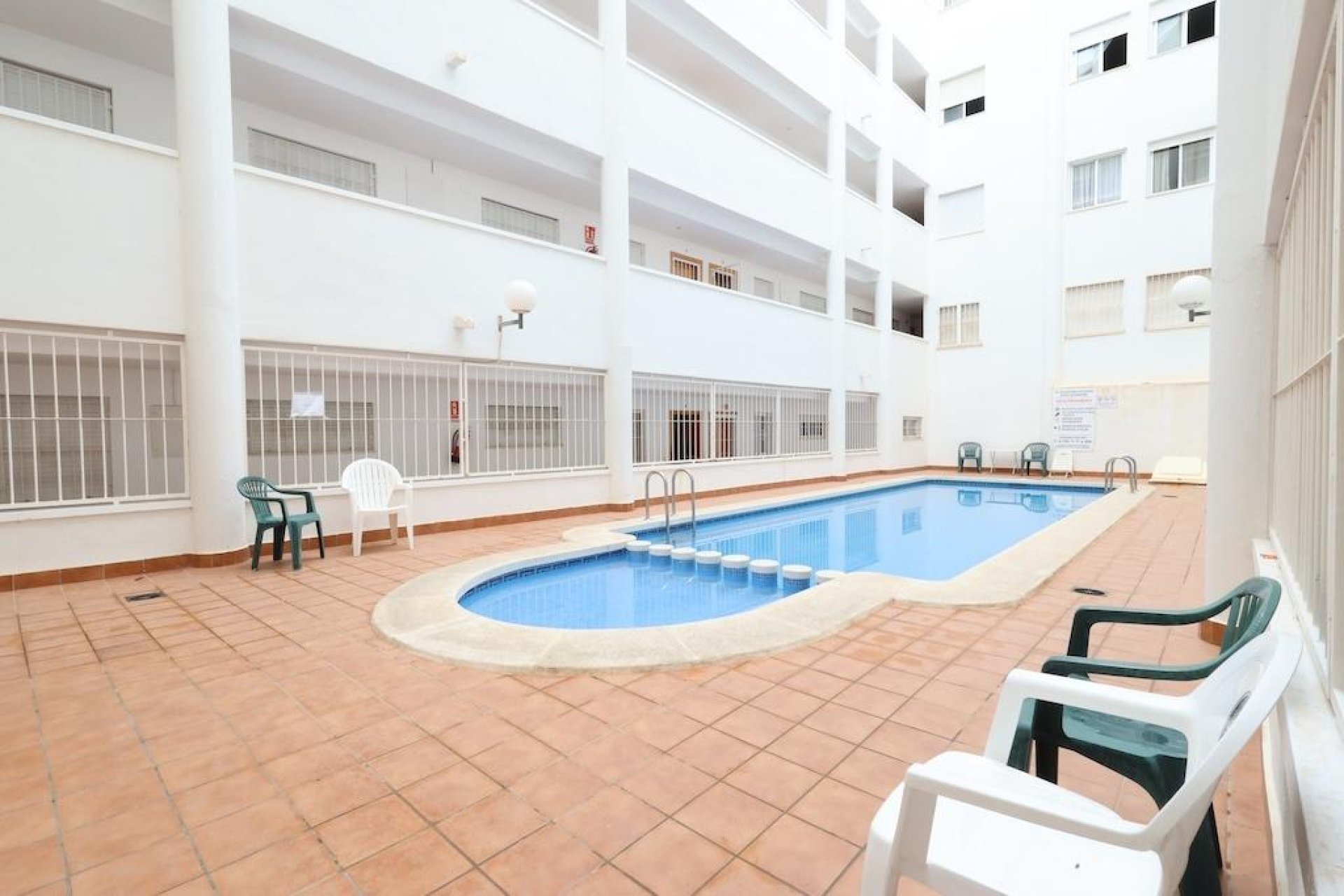 Resale - Apartment -
Torrevieja - Costa Blanca