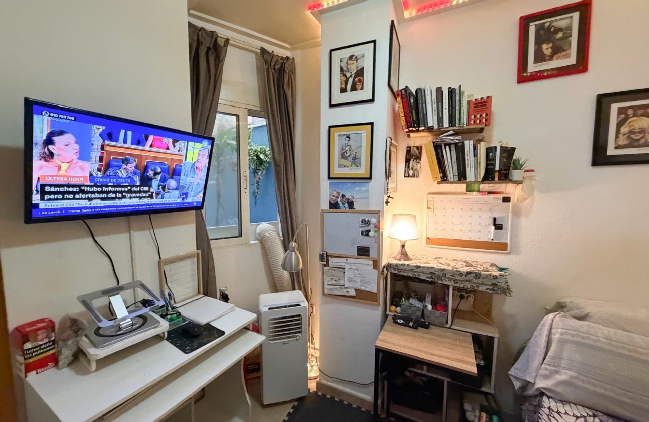 Resale - Apartment -
Torrevieja - Costa Blanca
