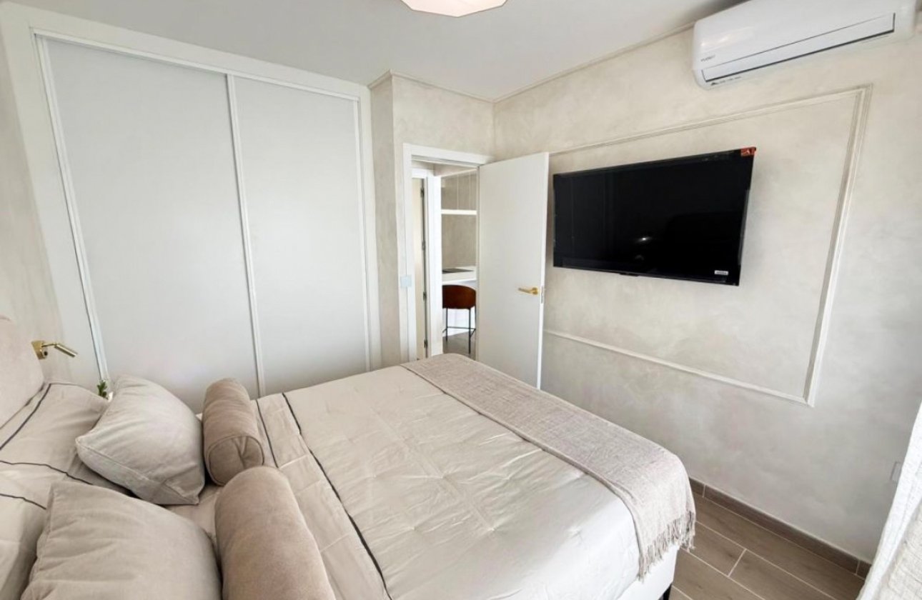 Resale - Apartment -
Torrevieja - Costa Blanca