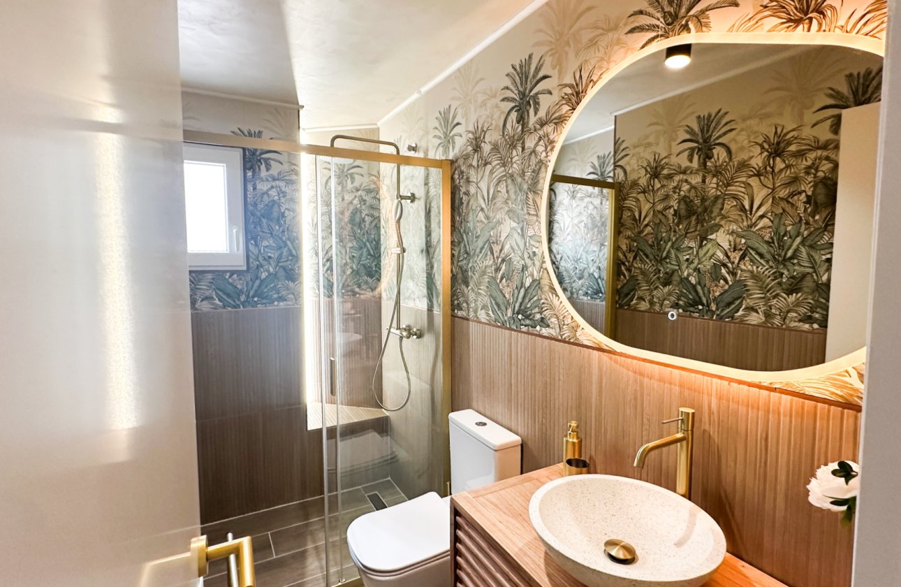 Resale - Apartment -
Torrevieja - Costa Blanca