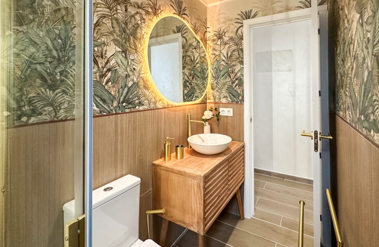 Resale - Apartment -
Torrevieja - Costa Blanca