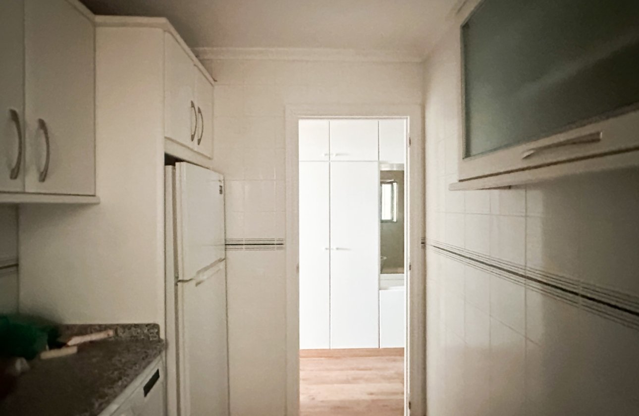 Resale - Apartment -
Torrevieja - Costa Blanca