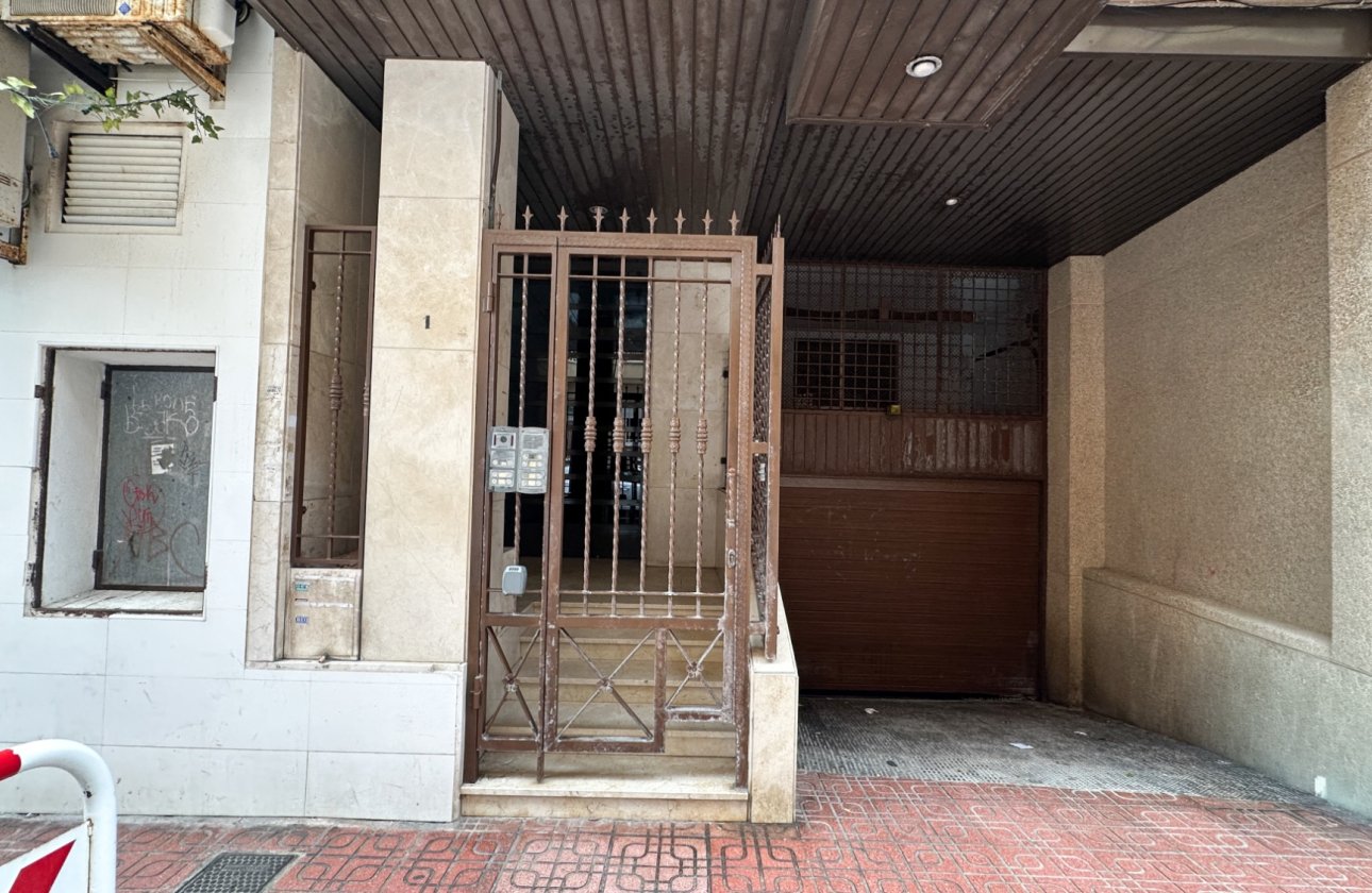 Resale - Apartment -
Torrevieja - Costa Blanca