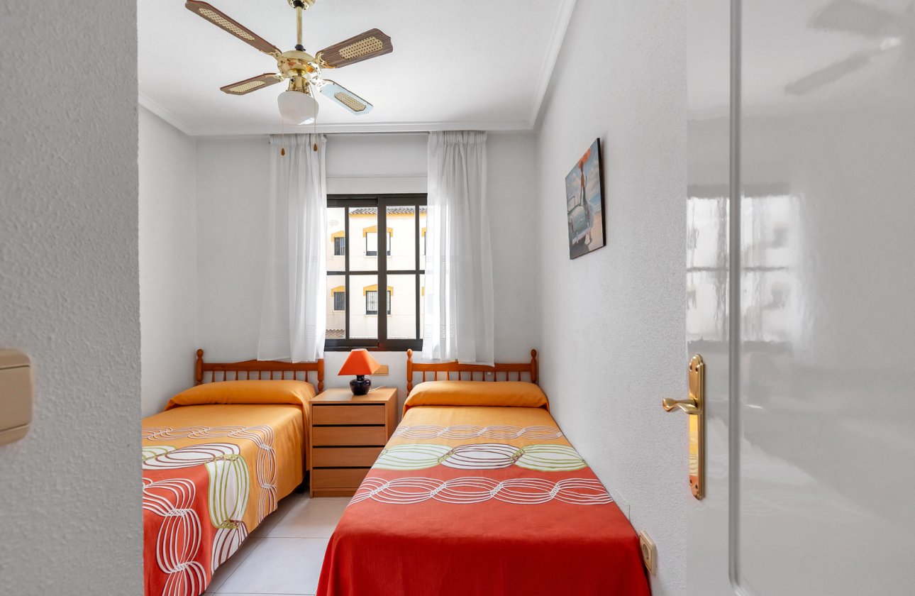 Resale - Apartment -
Torrevieja - Costa Blanca