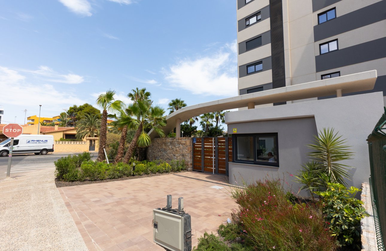 Resale - Apartment -
Torrevieja - Costa Blanca