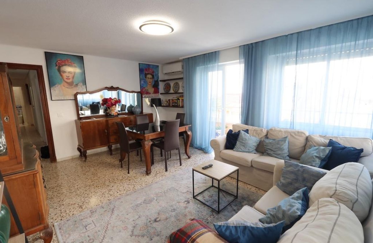 Resale - Apartment -
Torrevieja - Costa Blanca