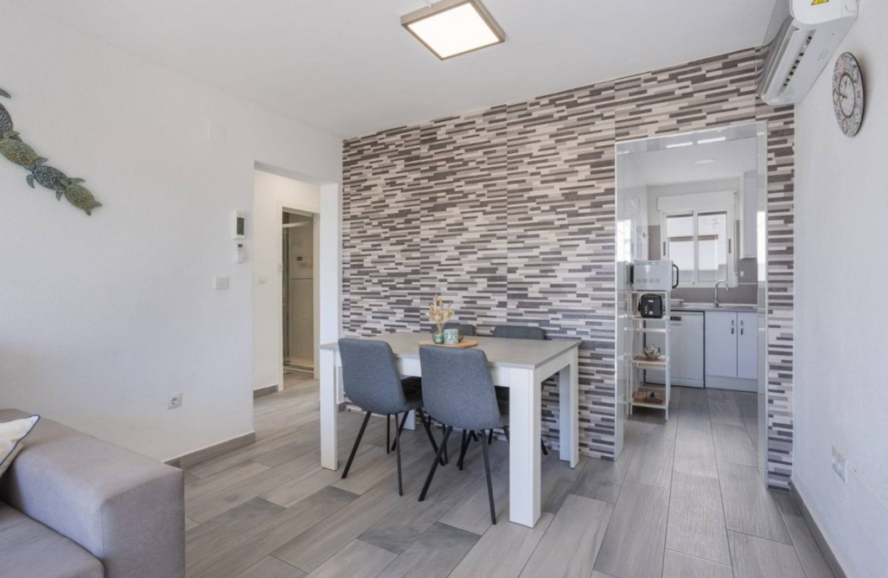 Resale - Apartment -
Torrevieja - Costa Blanca