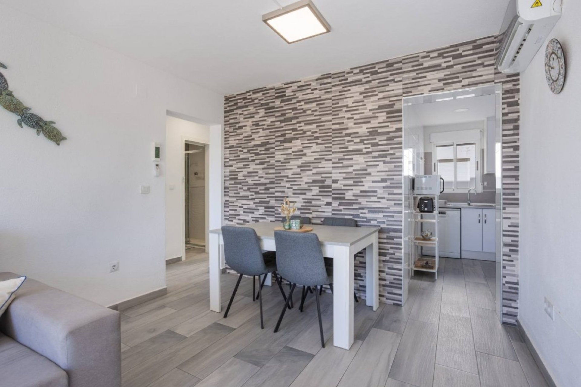 Resale - Apartment -
Torrevieja - Costa Blanca