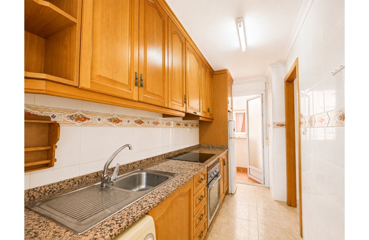Resale - Apartment -
Torrevieja - Costa Blanca