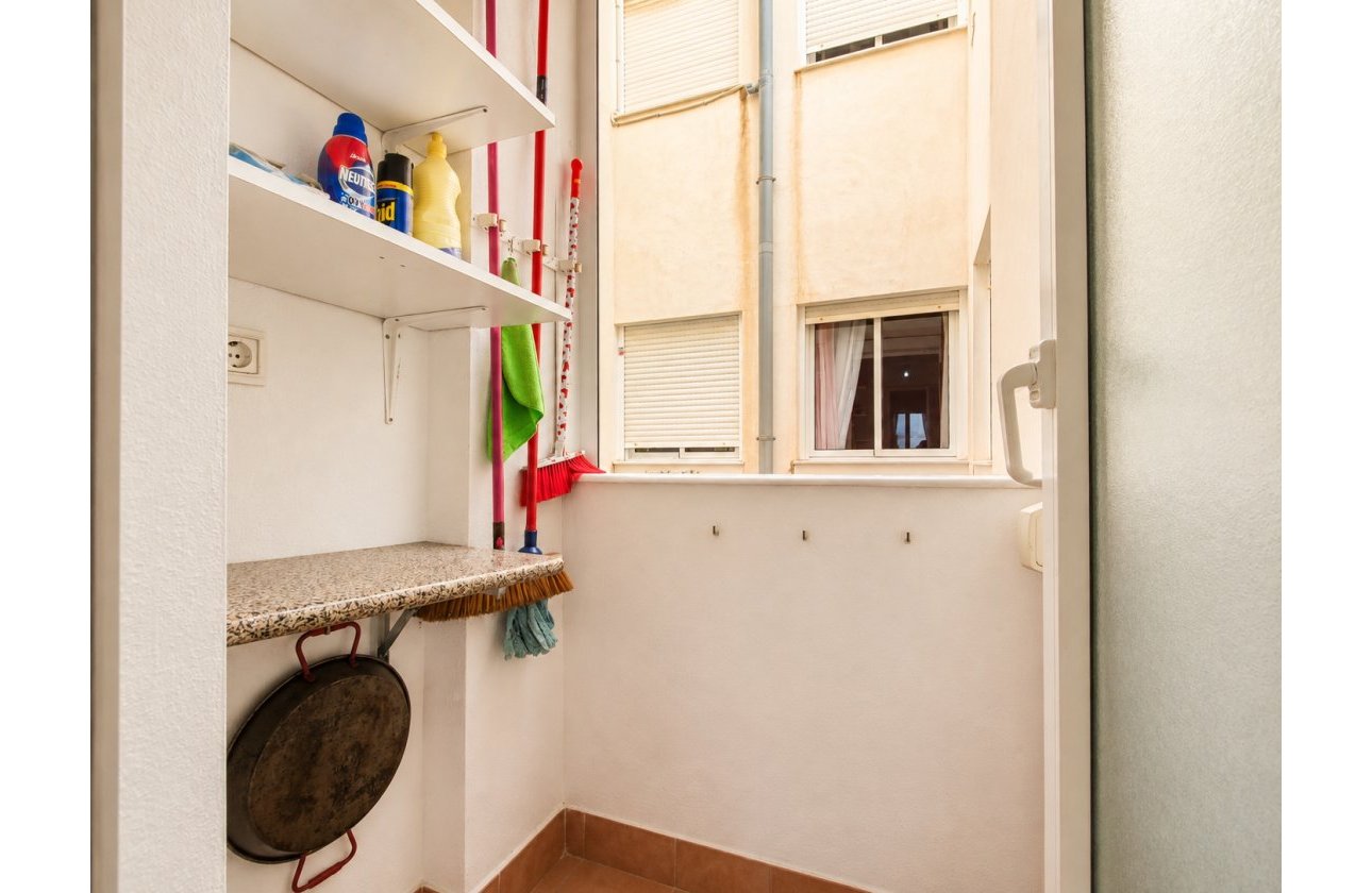 Resale - Apartment -
Torrevieja - Costa Blanca