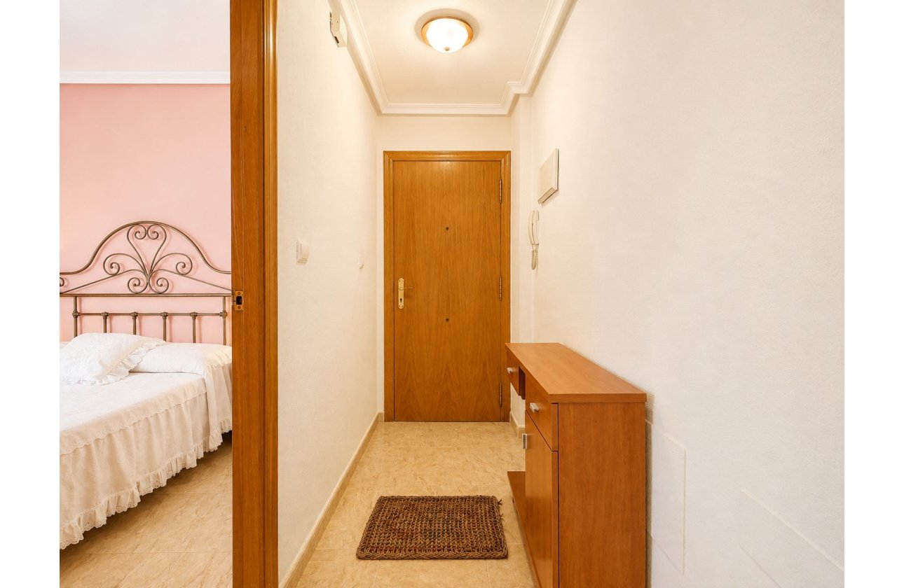Resale - Apartment -
Torrevieja - Costa Blanca