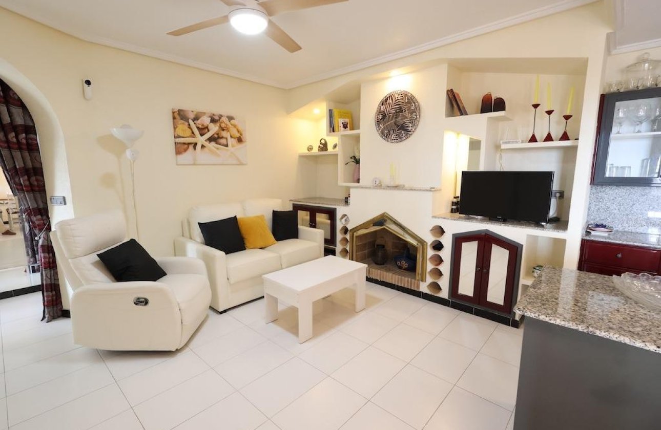 Resale - Apartment -
Torrevieja - Costa Blanca