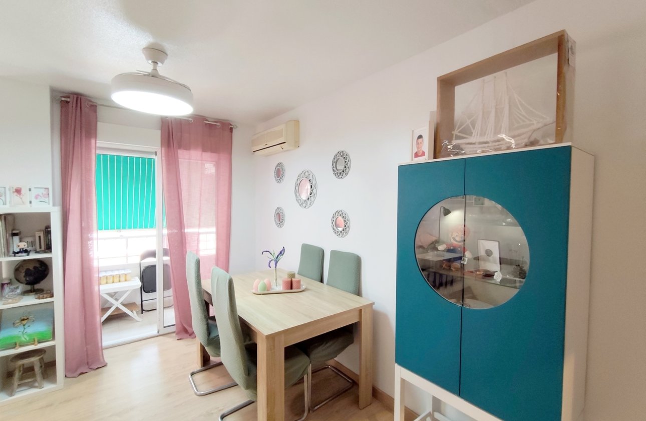 Resale - Apartment -
Torrevieja - Costa Blanca