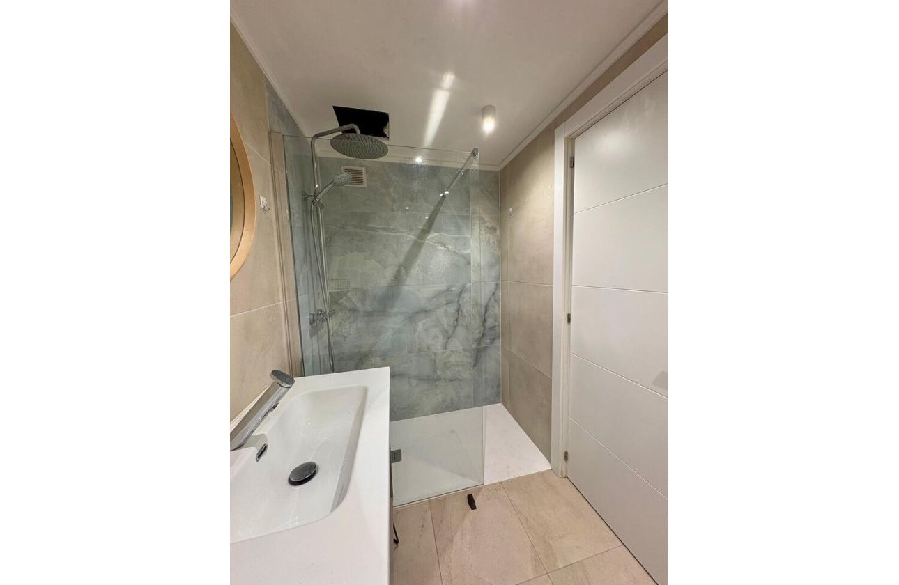 Resale - Apartment -
Torrevieja - Costa Blanca