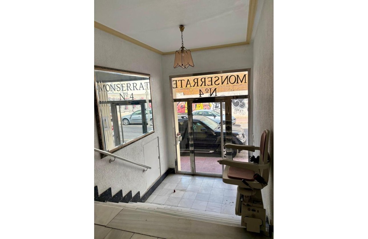 Resale - Apartment -
Torrevieja - Costa Blanca