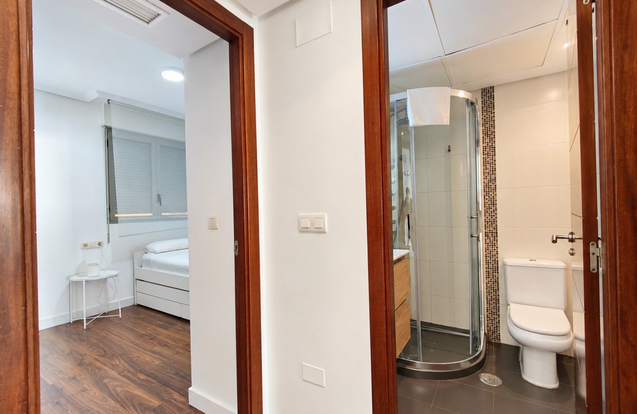 Resale - Apartment -
Torrevieja - Costa Blanca