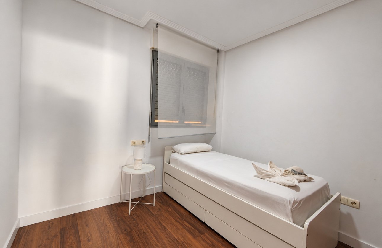 Resale - Apartment -
Torrevieja - Costa Blanca
