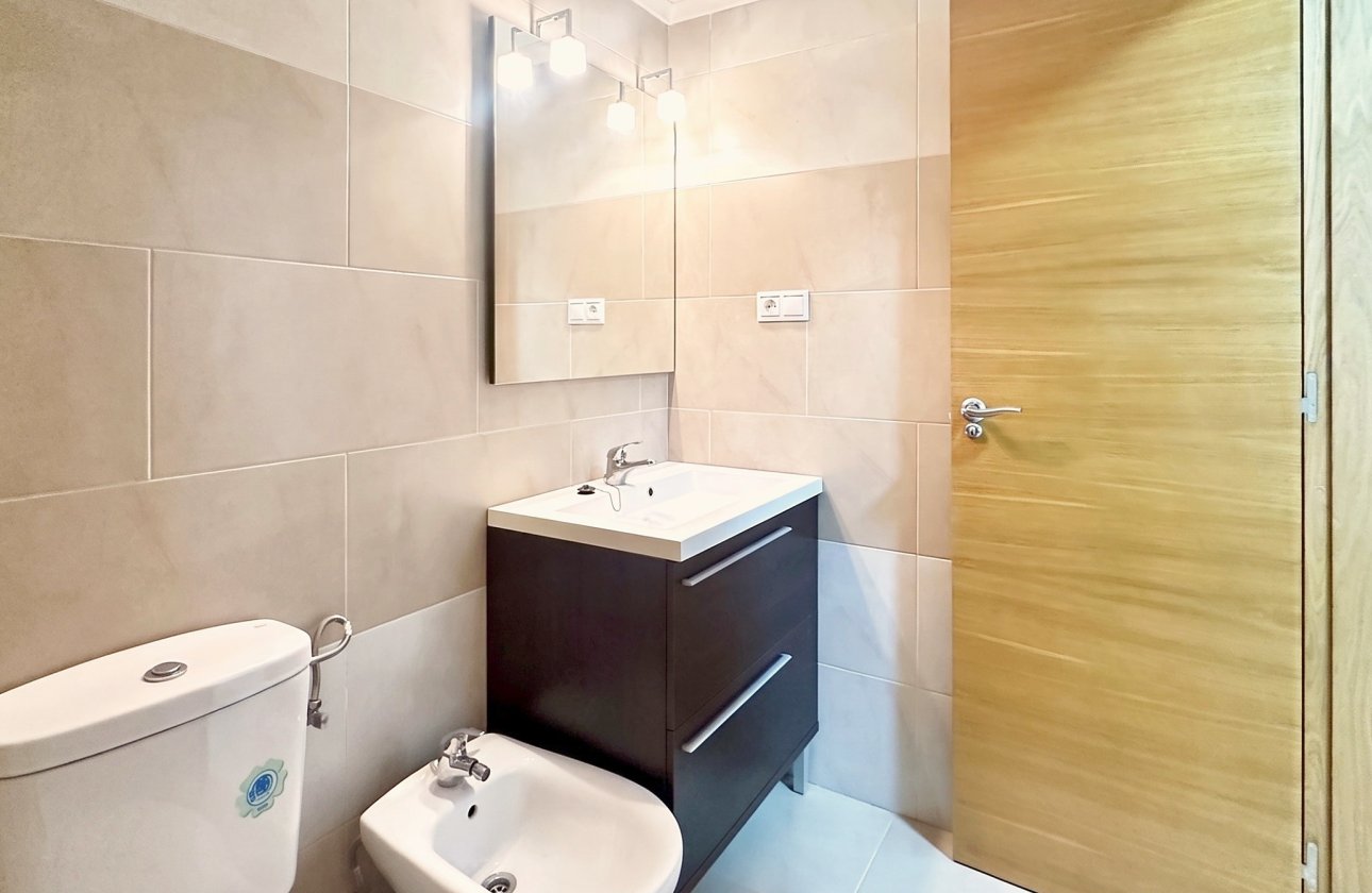 Resale - Apartment -
Torrevieja - Costa Blanca