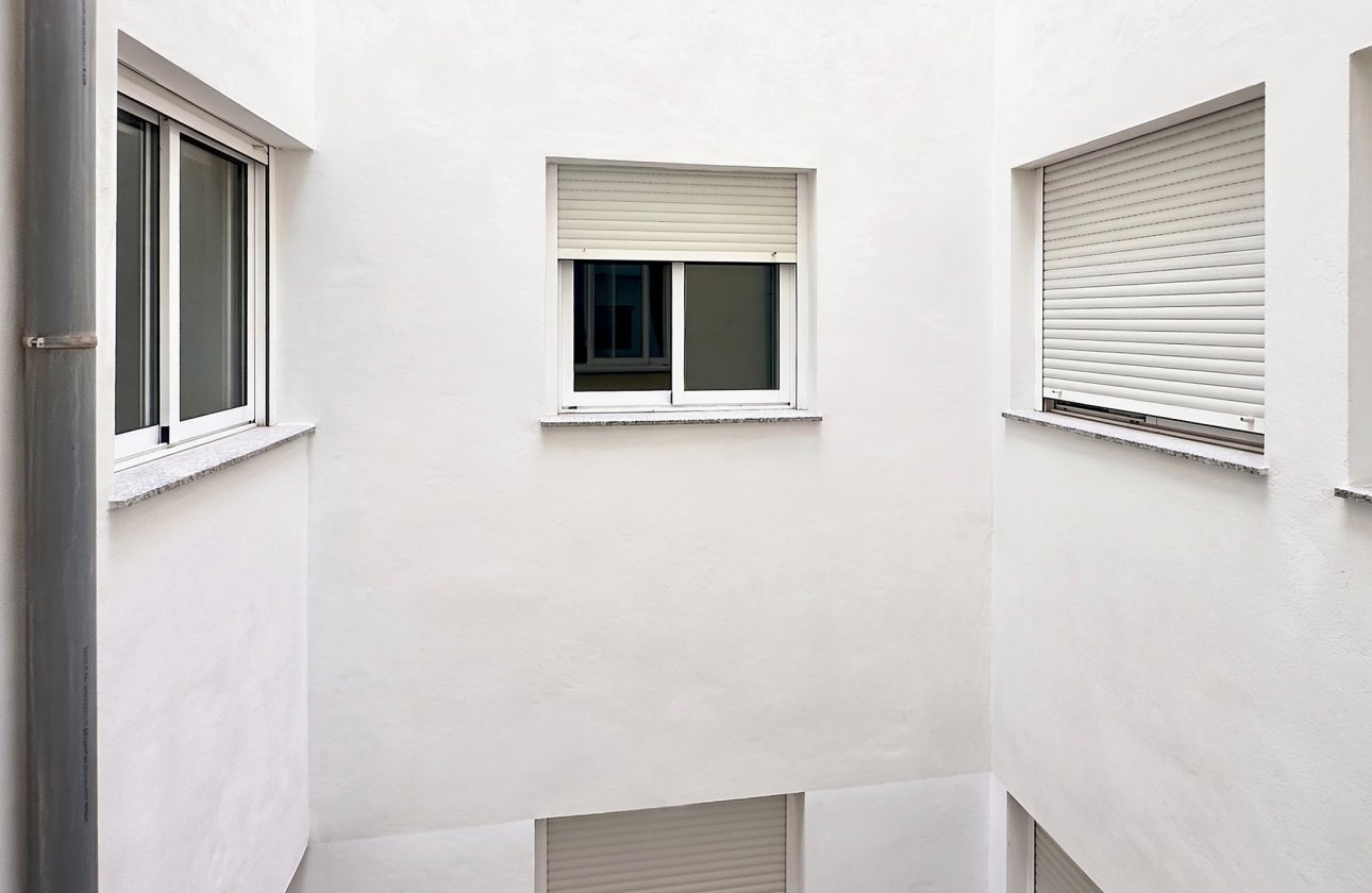 Resale - Apartment -
Torrevieja - Costa Blanca