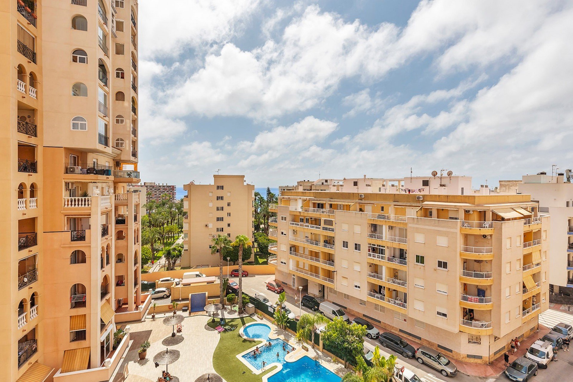 Resale - Apartment -
Torrevieja - Costa Blanca