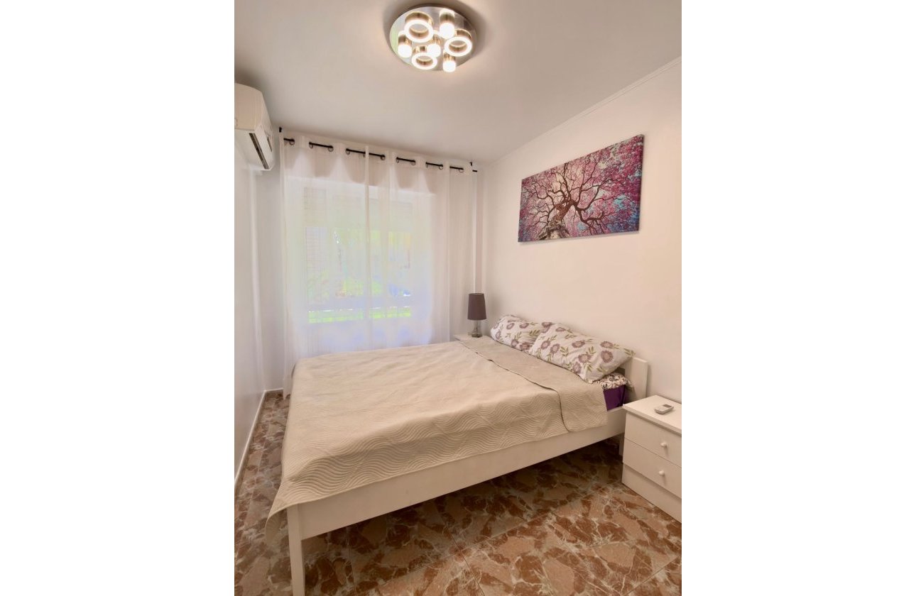 Resale - Apartment -
Torrevieja - Costa Blanca