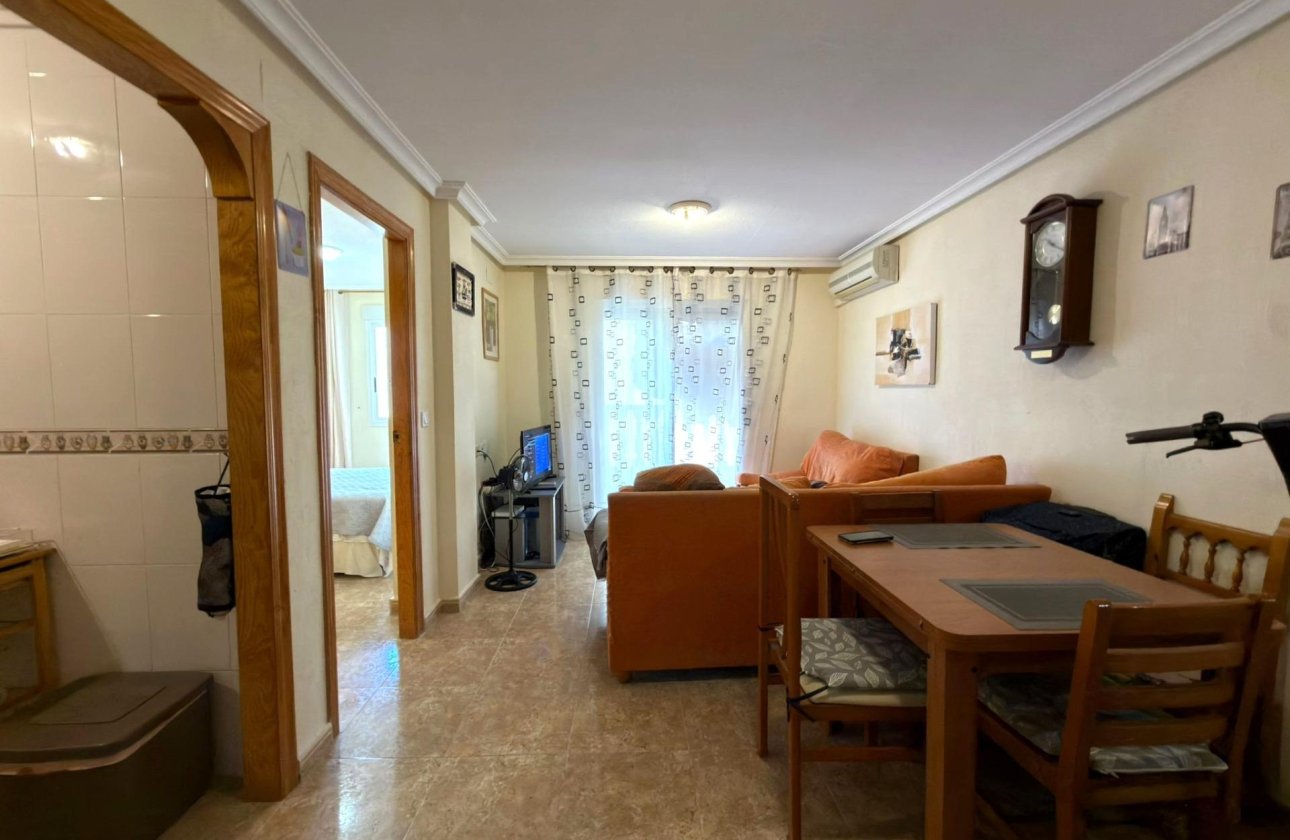 Resale - Apartment -
Torrevieja - Curva Del Palangre