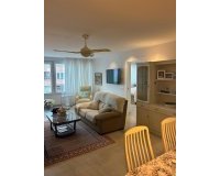 Resale - Apartment -
Torrevieja - El Acequión - Los Náufragos