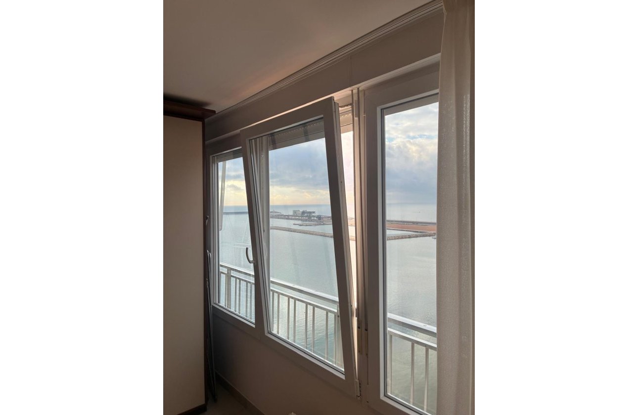 Resale - Apartment -
Torrevieja - El Acequión - Los Náufragos