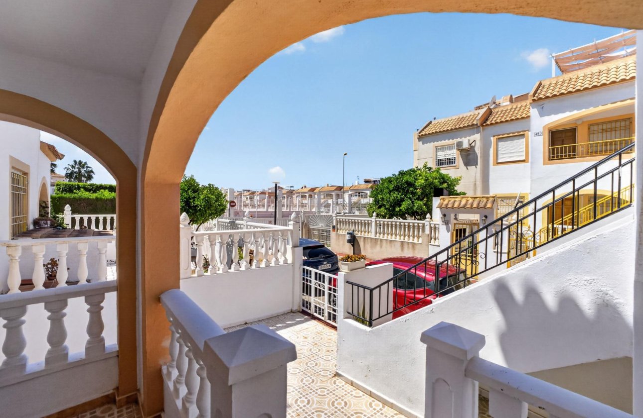 Resale - Apartment -
Torrevieja - El Limonar