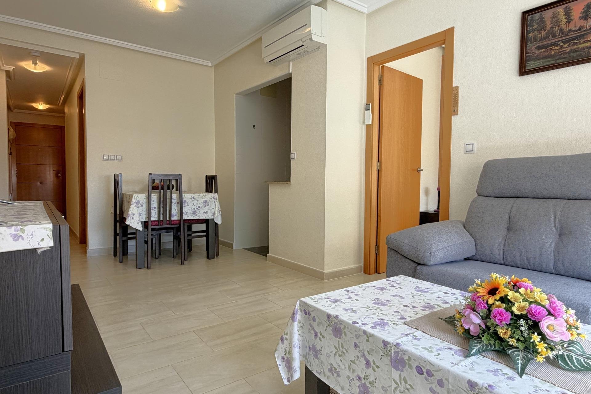 Resale - Apartment -
Torrevieja - El Molino