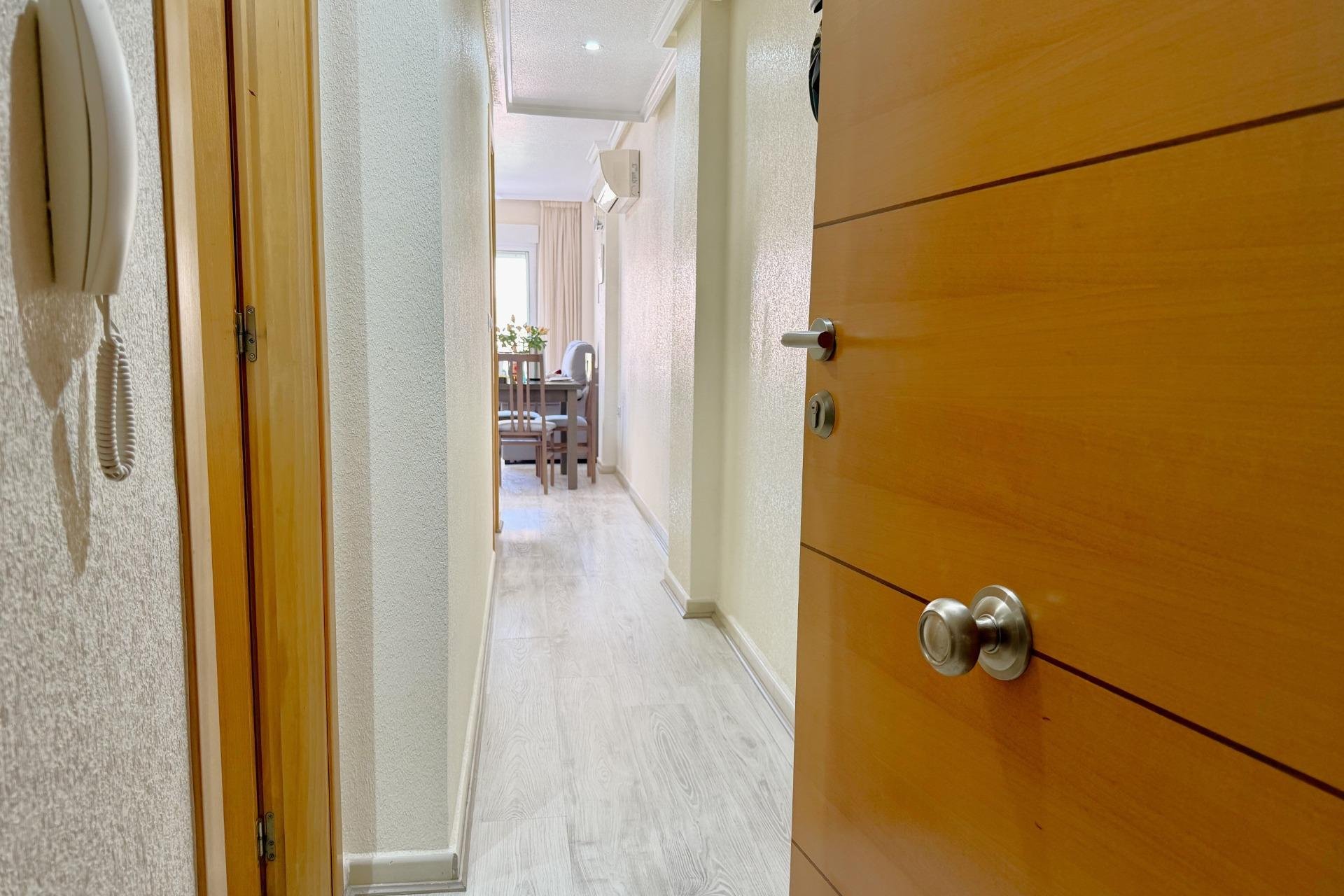Resale - Apartment -
Torrevieja - El Molino