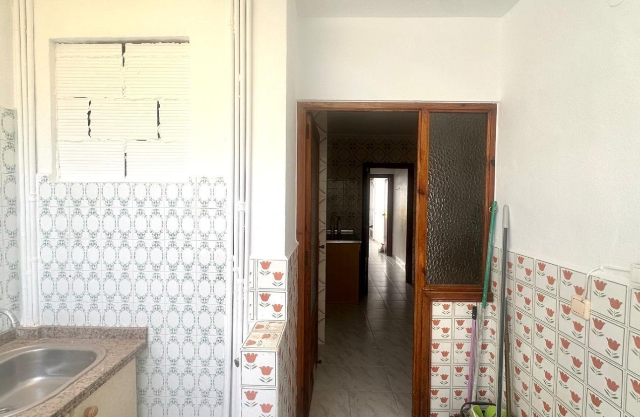 Resale - Apartment -
Torrevieja - Estacion De Autobuses