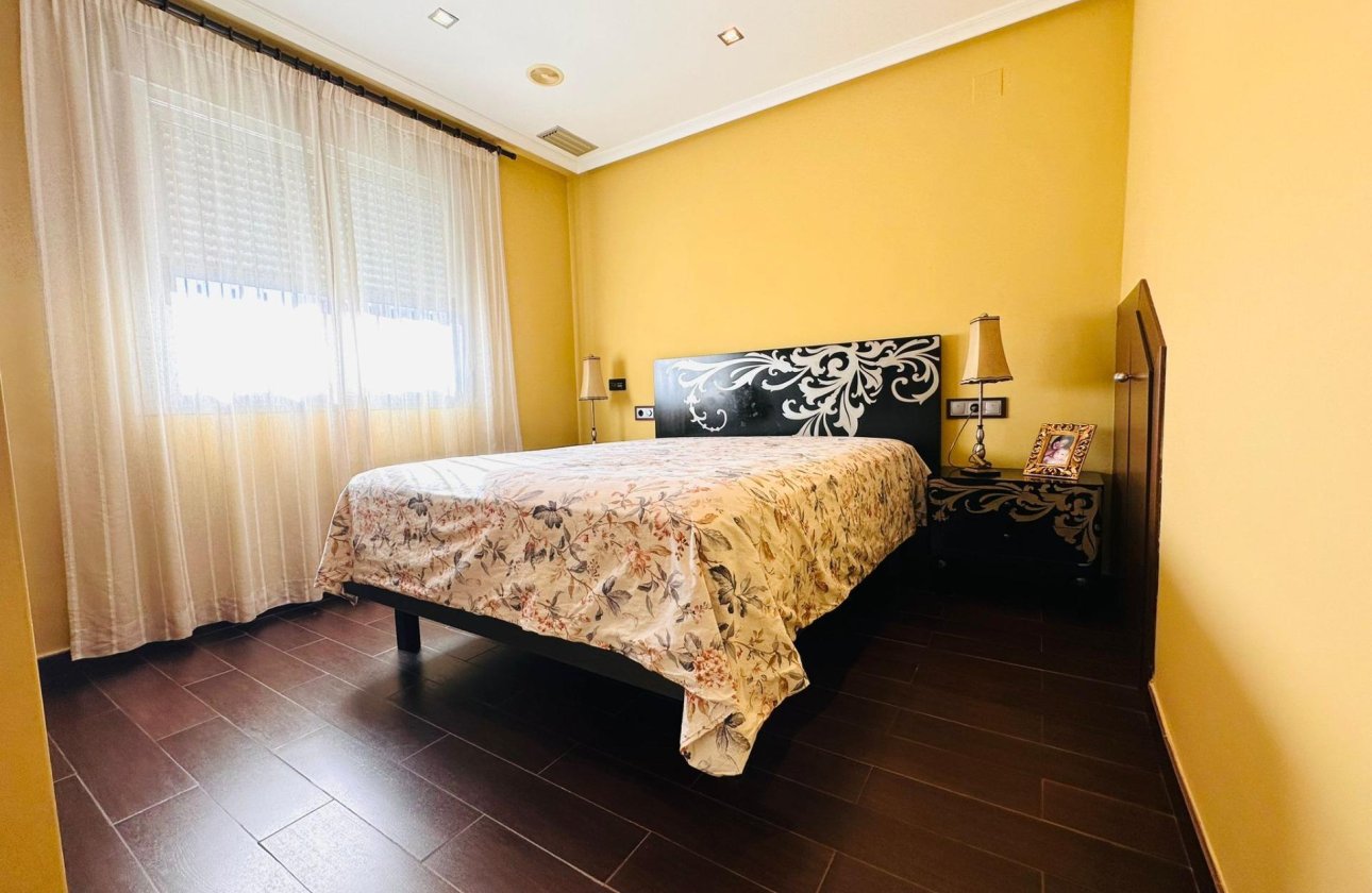 Resale - Apartment -
Torrevieja - Estacion De Autobuses