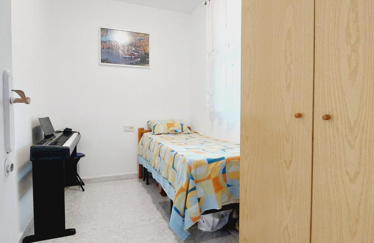 Resale - Apartment -
Torrevieja - Estacion De Autobuses