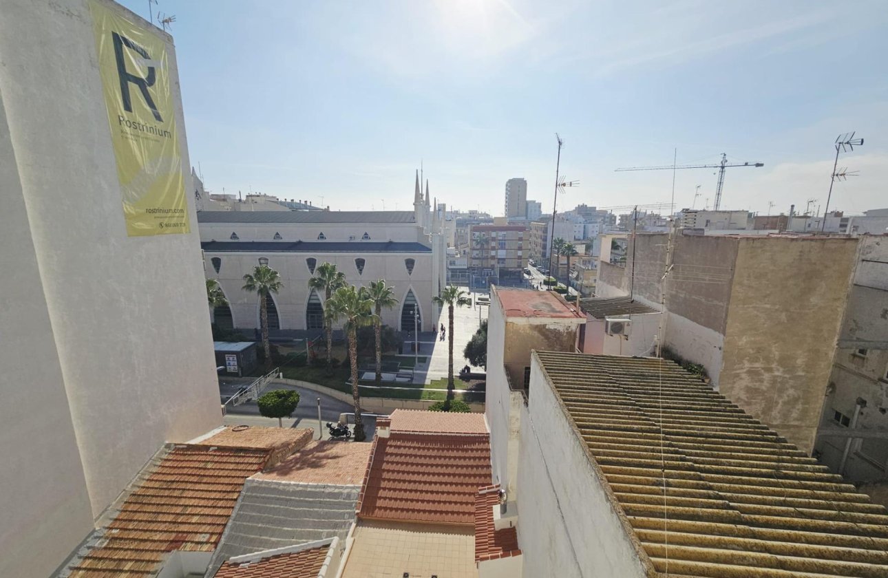 Resale - Apartment -
Torrevieja - Estacion De Autobuses