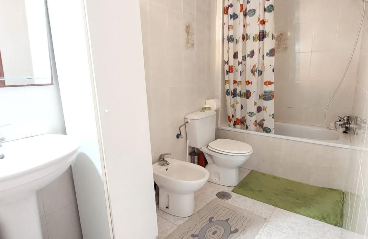 Resale - Apartment -
Torrevieja - Estacion De Autobuses