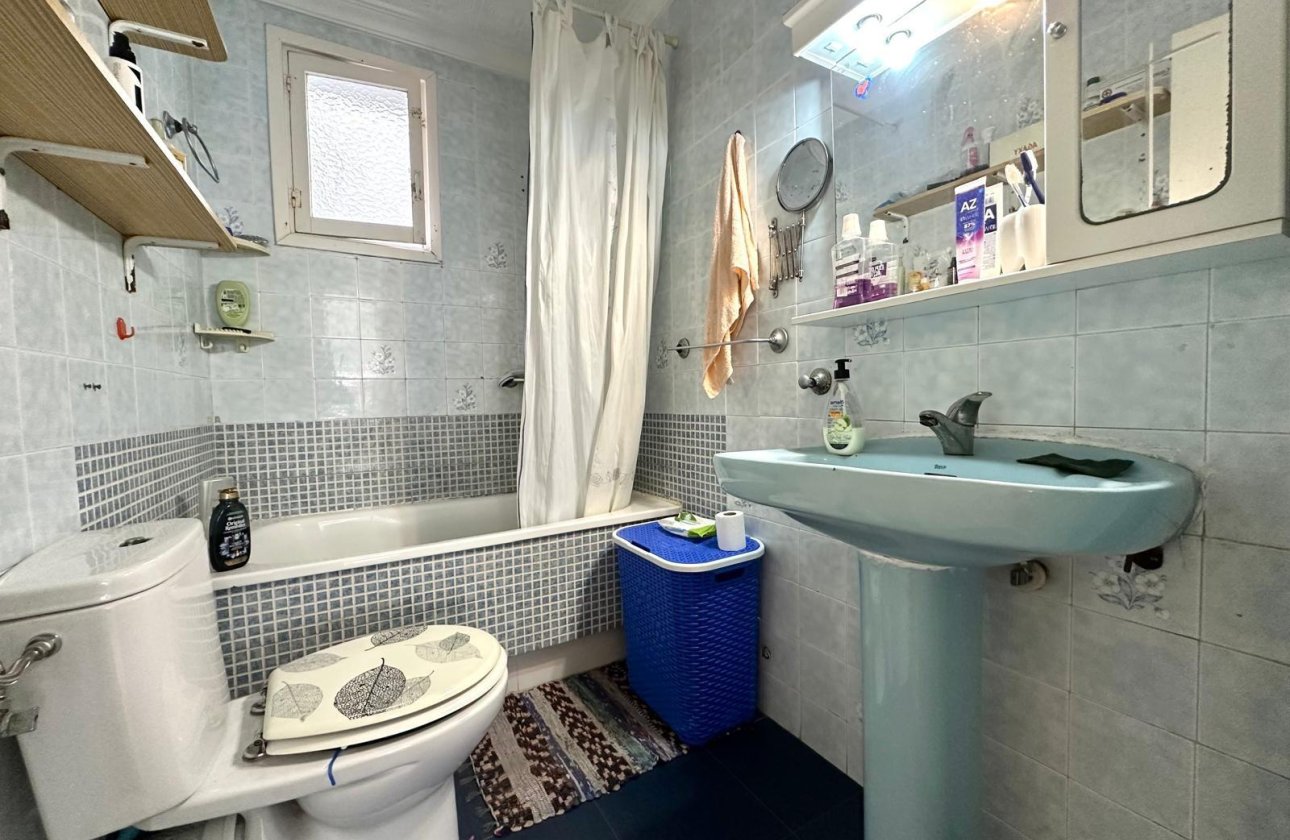 Resale - Apartment -
Torrevieja - Estacion De Autobuses